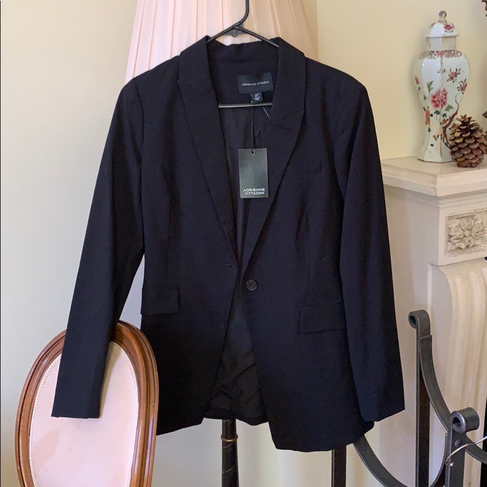 Adrienne Vittadini black long line blazer - size S